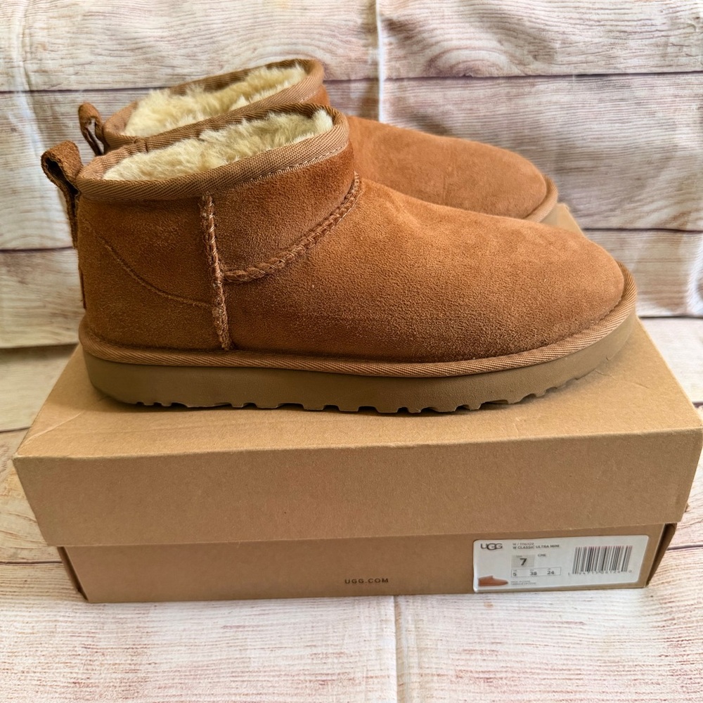 UGG Classic Ultra Mini Boots - Chestnut - Size 7